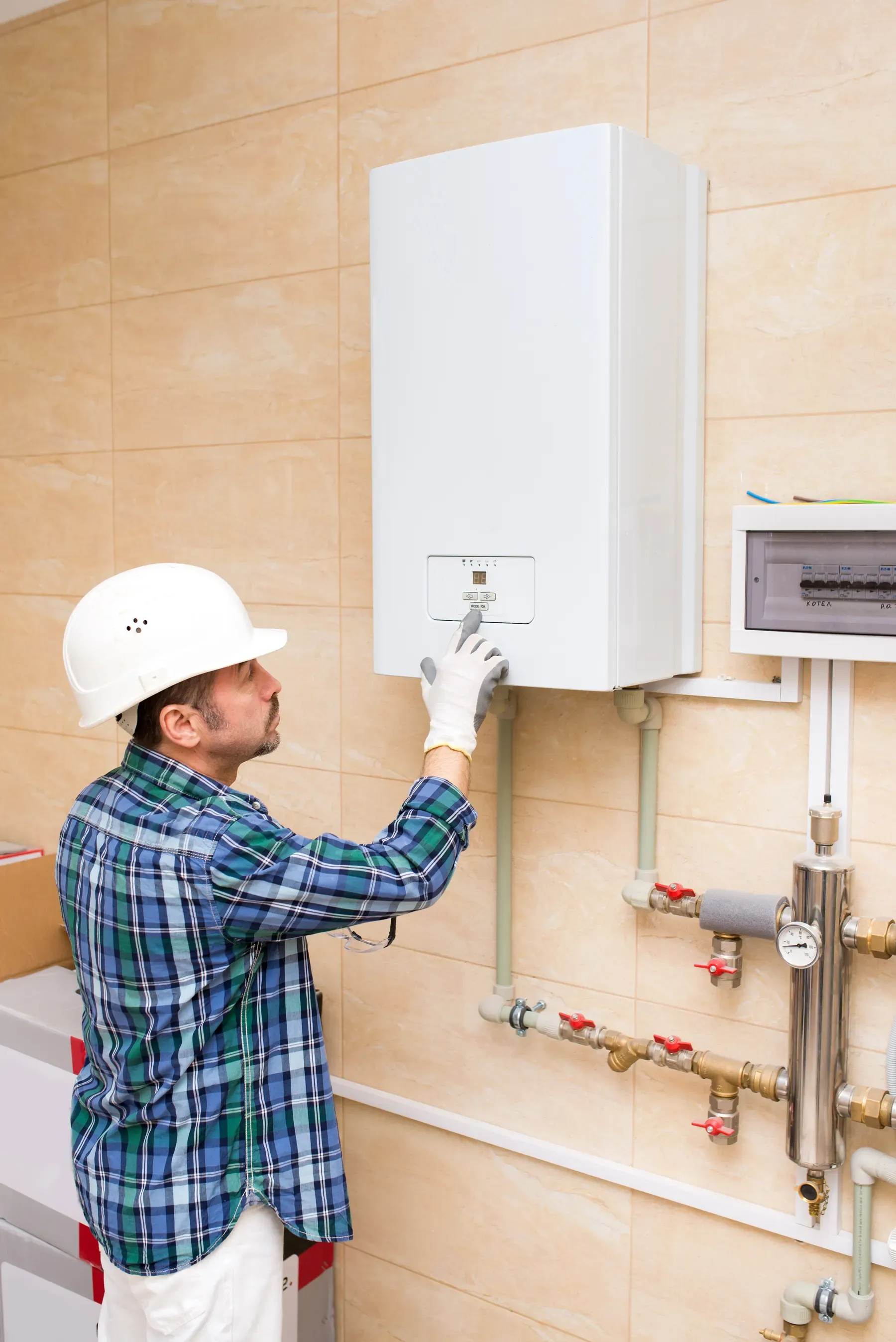 Engineer attending an emergency heating callout